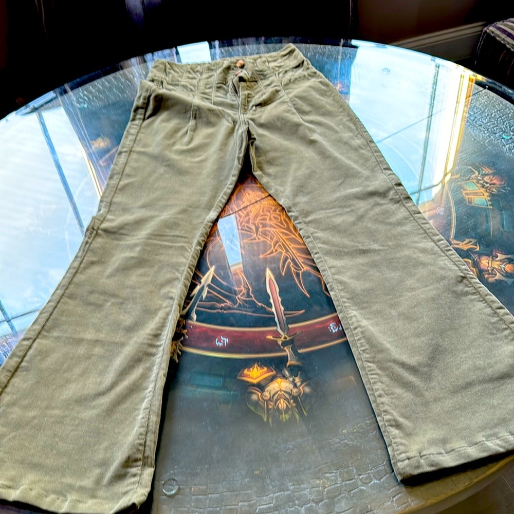 🌺Free People flared corduroys⭐️